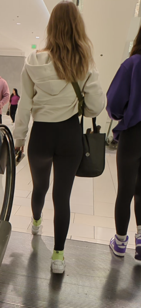 Sexy Blonde And Brunette Teen In Leggings Creepsots Creepshots