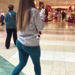 Teen girl bubble but candid video